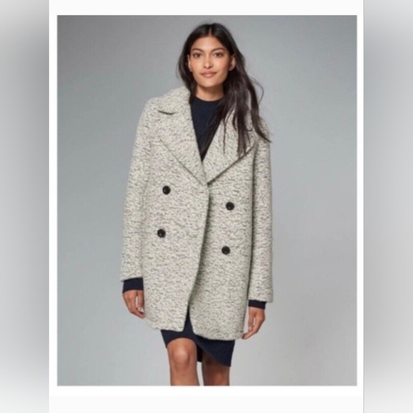 Abercrombie & Fitch Jackets & Blazers - Abercrombie & Fitch Women's Speckled Gray Pea Coat